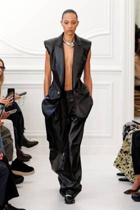 Givenchy Ready to Wear Fall Winter 2025 - Paris, March 2025 Givenchy Ready to Wear Fall Winter 2025 - Paris, March 2025, Credit:Zeppelin Avalon  Copyright: xZeppelinx xAvalonx 0973407097