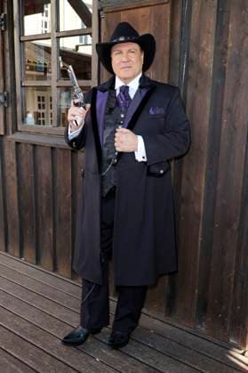Francis Fulton-Smith bei der Präsentation der Gaststars von Halbblut der Karl-May-Festpiele 2025 im Indian Village. Bad Segeberg, 07.03.2025 *** Francis Fulton Smith at the presentation of the guest stars of Half-Blood at the Karl May Festival 2025 in the Indian Village Bad Segeberg, 07 03 2025 Foto:xgbrcix xFuturexImagex halbblut_5335