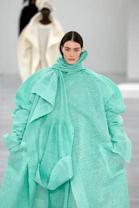 Issey Miyake, Ready to Wear Fall Winter 2025 - Paris, March 2025 Issey Miyake, Ready to Wear Fall Winter 2025 - Paris, March 2025, Credit:Zeppelin Avalon  Copyright: xZeppelinx xAvalonx 0973485500