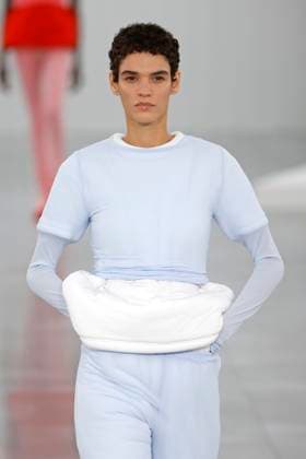 Issey Miyake, Ready to Wear Fall Winter 2025 - Paris, March 2025 Issey Miyake, Ready to Wear Fall Winter 2025 - Paris, March 2025, Credit:Zeppelin Avalon  Copyright: xZeppelinx xAvalonx 0973487239