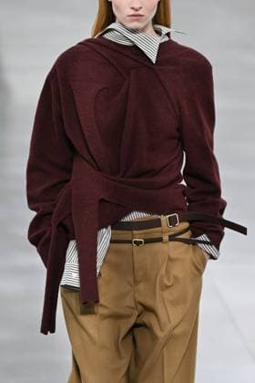 PFW Issey Miyake Runway A model walks the runway during the Issey Miyake Womenswear Fall Winter 2025-2026 show as part of Paris Fashion Week in Paris, France on March 07, 2025. Photo by Aurore Marechal ABACAPRESS.COM Paris France  Copyright: xMarechalxAurore ABACAx