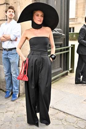 PFW Nina Ricci Outside Arrivals Diane Kruger arriving at Nina Ricci show during Paris Fashion Week in Paris, France on March 7, 2025. Photo by Julien Reynaud APS-Medias ABACAPRESS.COM Paris France  Copyright: xReynaudxJulien APS-Medias ABACAx