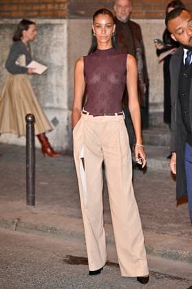 PFW Victoria Beckham Outside Arrivals Chantal Monaghan arriving at Victoria Beckham show during Paris Fashion Week in Paris, France on March 7, 2025. Photo by Julien Reynaud APS-Medias ABACAPRESS.COM Paris France  Copyright: xReynaudxJulien APS-Medias ABACAx