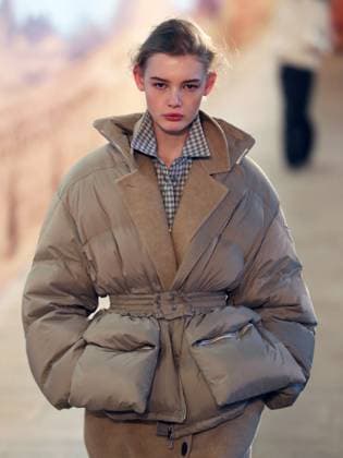 PFW - Time Runway A model walks the runway during the Time Womenswear Fall Winter 2025-2026 show as part of Paris Fashion, on March 6, 2025 in Paris, France. Photo by Alain-Gil Gonzalez ABACAPRESS.COM Paris France  Copyright: xGonzalezxAlain-Gil ABACAx