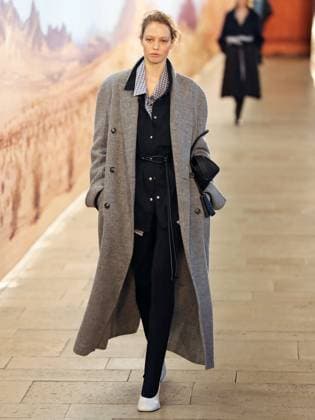 PFW - Time Runway A model walks the runway during the Time Womenswear Fall Winter 2025-2026 show as part of Paris Fashion, on March 6, 2025 in Paris, France. Photo by Alain-Gil Gonzalez ABACAPRESS.COM Paris France  Copyright: xGonzalezxAlain-Gil ABACAx