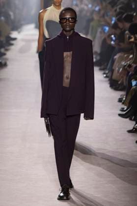 Paris Fashion Week, Victoria Beckham Modenschau . 07 03 2025. Paris, France. Victoria Beckham show at Paris Fashion Week for Autumn Winter 2025 26 .  xi-Imagesx IIM-25791-0008