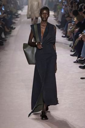 Paris Fashion Week, Victoria Beckham Modenschau . 07 03 2025. Paris, France. Victoria Beckham show at Paris Fashion Week for Autumn Winter 2025 26 .  xi-Imagesx IIM-25791-0086