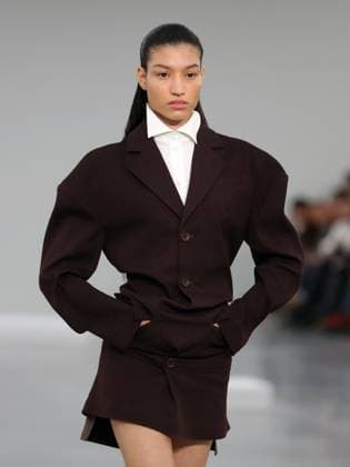 PFW - Issey Miyake Runway A model walks the runway during the Issey Miyake Womenswear Fall Winter 2025-2026 show as part of Paris Fashion, on March 7, 2025 in Paris, France. Photo by Alain-Gil Gonzalez ABACAPRESS.COM Paris France  Copyright: xGonzalezxAlain-Gil ABACAx