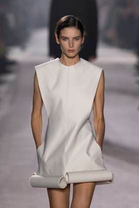Paris Fashion Week, Victoria Beckham Modenschau . 07 03 2025. Paris, France. Victoria Beckham show at Paris Fashion Week for Autumn Winter 2025 26 .  xi-Imagesx IIM-25791-0046