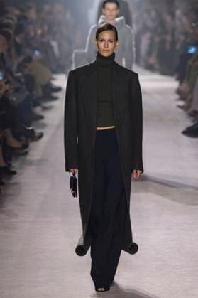 Paris Fashion Week, Victoria Beckham Modenschau . 07 03 2025. Paris, France. Victoria Beckham show at Paris Fashion Week for Autumn Winter 2025 26 .  xi-Imagesx IIM-25791-0050