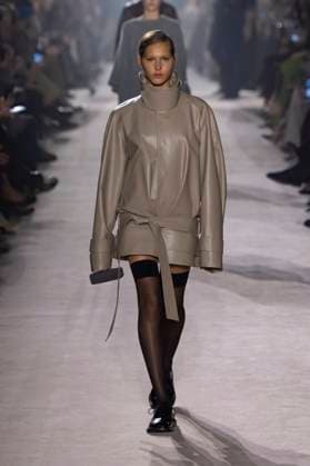 Paris Fashion Week, Victoria Beckham Modenschau . 07 03 2025. Paris, France. Victoria Beckham show at Paris Fashion Week for Autumn Winter 2025 26 .  xi-Imagesx IIM-25791-0092