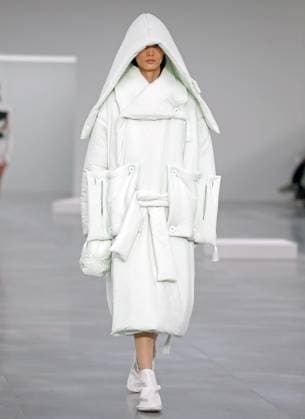 PFW - Issey Miyake Runway A model walks the runway during the Issey Miyake Womenswear Fall Winter 2025-2026 show as part of Paris Fashion, on March 7, 2025 in Paris, France. Photo by Alain-Gil Gonzalez ABACAPRESS.COM Paris France  Copyright: xGonzalezxAlain-Gil ABACAx
