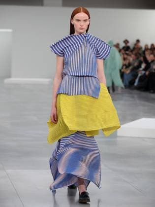 PFW - Issey Miyake Runway A model walks the runway during the Issey Miyake Womenswear Fall Winter 2025-2026 show as part of Paris Fashion, on March 7, 2025 in Paris, France. Photo by Alain-Gil Gonzalez ABACAPRESS.COM Paris France  Copyright: xGonzalezxAlain-Gil ABACAx