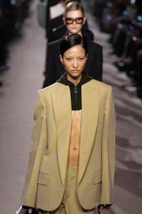 Paris Fashion Week, Victoria Beckham Modenschau . 07 03 2025. Paris, France. Victoria Beckham show at Paris Fashion Week for Autumn Winter 2025 26 .  xi-Imagesx IIM-25791-0132
