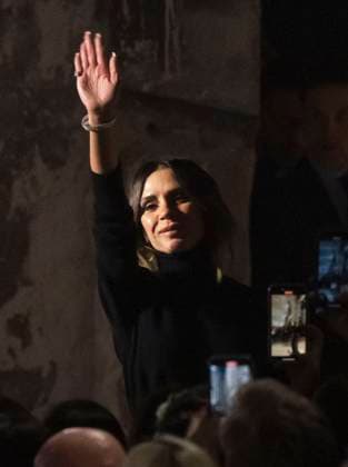 Paris Fashion Week, Victoria Beckham Modenschau . 07 03 2025. Paris, France. Victoria Beckham at the end of her show at Paris Fashion Week for Autumn Winter 2025 26 .  xi-Imagesx IIM-25791-0095