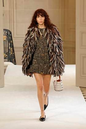Giambattista Valli Ready to wear fall winter 2025 26 Paris March 2005 Giambattista Valli Ready to wear fall winter 2025 26 Paris March 2005, Credit:Zeppelin Avalon  Copyright: xZeppelinx xAvalonx 0973648042
