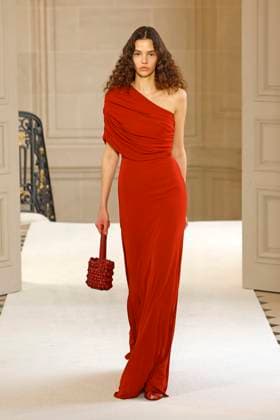 Giambattista Valli Ready to wear fall winter 2025 26 Paris March 2005 Giambattista Valli Ready to wear fall winter 2025 26 Paris March 2005, Credit:Zeppelin Avalon  Copyright: xZeppelinx xAvalonx 0973649213