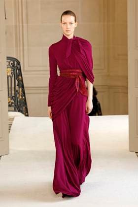 Giambattista Valli Ready to wear fall winter 2025 26 Paris March 2005 Giambattista Valli Ready to wear fall winter 2025 26 Paris March 2005, Credit:Zeppelin Avalon  Copyright: xZeppelinx xAvalonx 0973649589