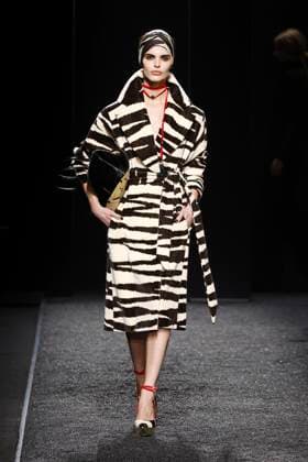 Nina Ricci Ready to wear fall winter 2025 26 Paris March 2005 Nina Ricci Ready to wear fall winter 2025 26 Paris March 2005, Credit:Zeppelin Avalon  Copyright: xZeppelinx xAvalonx 0973645955