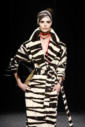 Nina Ricci Ready to wear fall winter 2025 26 Paris March 2005 Nina Ricci Ready to wear fall winter 2025 26 Paris March 2005, Credit:Zeppelin Avalon  Copyright: xZeppelinx xAvalonx 0973645989