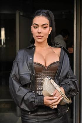PFW Ludovic de Saint Sernin Outside Arrivals Georgina Rodriguez arriving at Ludovic de Saint Sernin show during Paris Fashion Week in Paris, France on March 8, 2025. Photo by Julien Reynaud APS-Medias ABACAPRESS.COM Paris France  Copyright: xReynaudxJulien APS-Medias ABACAx
