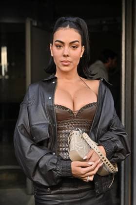 PFW Ludovic de Saint Sernin Outside Arrivals Georgina Rodriguez arriving at Ludovic de Saint Sernin show during Paris Fashion Week in Paris, France on March 8, 2025. Photo by Julien Reynaud APS-Medias ABACAPRESS.COM Paris France  Copyright: xReynaudxJulien APS-Medias ABACAx