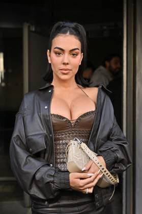PFW Ludovic de Saint Sernin Outside Arrivals Georgina Rodriguez arriving at Ludovic de Saint Sernin show during Paris Fashion Week in Paris, France on March 8, 2025. Photo by Julien Reynaud APS-Medias ABACAPRESS.COM Paris France  Copyright: xReynaudxJulien APS-Medias ABACAx