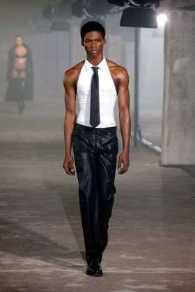 Bilder des Jahres 2025, Entertainment 03 März Entertainment Themen der Woche KW10 Entertainment Bilder des Tages Ludovic de Saint Sernin Ready to wear fall winter 2025 26 Paris March 2005 Ludovic de Saint Sernin Ready to wear fall winter 2025 26 Paris March 2005, Credit:Zeppelin Avalon  Copyright: xZeppelinx xAvalonx 0973722246
