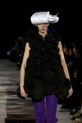 Noir Kei Ninomiya Ready to wear fall winter 2025 26 Paris March 2005 Noir Kei Ninomiya Ready to wear fall winter 2025 26 Paris March 2005, Credit:Zeppelin Avalon  Copyright: xZeppelinx xAvalonx 0973752224