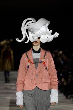 Noir Kei Ninomiya Ready to wear fall winter 2025 26 Paris March 2005 Noir Kei Ninomiya Ready to wear fall winter 2025 26 Paris March 2005, Credit:Zeppelin Avalon  Copyright: xZeppelinx xAvalonx 0973752652