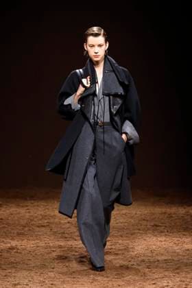 HERMES Ready to wear fall winter 2025 26 Paris March 2005 HERMES Ready to wear fall winter 2025 26 Paris March 2005, Credit:Zeppelin Avalon  Copyright: xZeppelinx xAvalonx 0973819771