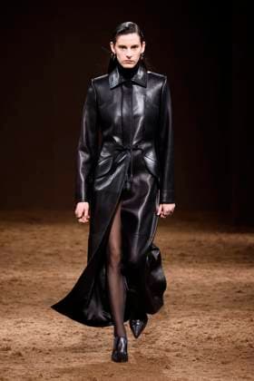 HERMES Ready to wear fall winter 2025 26 Paris March 2005 HERMES Ready to wear fall winter 2025 26 Paris March 2005, Credit:Zeppelin Avalon  Copyright: xZeppelinx xAvalonx 0973819830