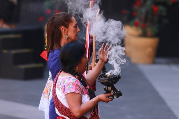 Ceremony To commemorate International Women s Day Claudia Sheinbaum Pardo, President of Mexico during the ceremony to commemorate International Women s Day, Indigenous and working women: strength, struggle and dignity, at the National Palace. on March 8, 2025 in Mexico City, Mexico. (Photo by Carlos Santiago Eyepix Group) Copyright: xCarlosxSantiago xEyepixxGroupx CS_08032025_124006