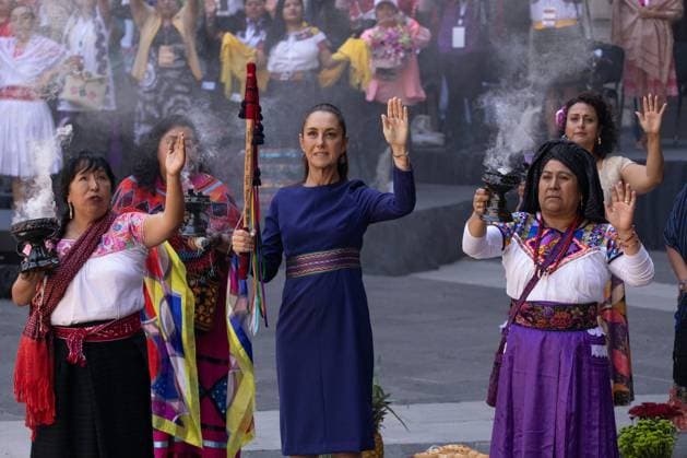 March 8, 2025, Mexico City, Mexico: In the framework of International Women s Day, President Claudia Sheinbaum Pardo led a commemorative ceremony at the National Palace, which was attended by officials of her government. Mexico City Mexico - ZUMAl178 20250308_znp_l178_072 Copyright: xCristianxLeyvax