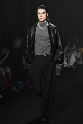 PFW Georges Hobeika Runway A model walks the runway during the Georges Hobeika Womenswear Fall Winter 2025-2026 show as part of Paris Fashion Week in Paris, France on March 08, 2025. Photo by Aurore Marechal ABACAPRESS.COM Paris France  Copyright: xMarechalxAurore ABACAx