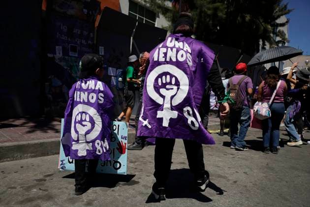 International Women s Day In Mexico A group of women in Ciudad Nezahualcoyotl, State of Mexico, on March 8, 2025, demonstrate outside the Attorney General s Office of the State of Mexico to demand an end to gender violence and sexist violence, justice for the victims of femicide, and punishment for the guilty. Nezahualcoyotl, State of Mexico State of Mexico Mexico  Copyright: xGerardoxVieyrax originalFilename: 1059681874st.jpg
