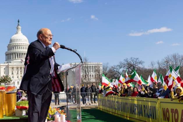Free Iran Supporters Are Protesting In Washington D.C. American politician and lawyer Rudy Giuliani gives a speech while thousands of Iranian Americans gather in Washington, D.C., USA, on March 8, 2025, for a Free Iran Rally. Organizers say the demonstration coincides with International Women s Day, highlighting the Iranian history of oppressing women. Washington DC United States  Copyright: xAashishxKiphayetx originalFilename: kiphayet-freeiran250308_npwSQ.jpg
