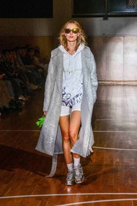 PFW - Florentina Leitner Runway A model walks the runway during the Florentina Leitner Womenswear Fall Winter 2025-2026 show as part of Paris Fashion Week on March 8, 2025 in Paris, France. Photo by Shootpix ABACAPRESS.COM Paris France  Copyright: xShootpix ABACAx