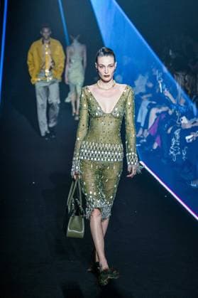 PFW - Georges Hobeika Runway - Paris A model walks the runway during the Georges Hobeika Womenswear Fall Winter 2025-2026 show as part of Paris Fashion Week at Palais De Tokyo in Paris, France, on March 08, 2025. Photo by Shootpix ABACAPRESS.COM Paris France  Copyright: xShootpix ABACAx