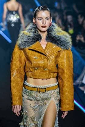 PFW - Georges Hobeika Runway - Paris A model walks the runway during the Georges Hobeika Womenswear Fall Winter 2025-2026 show as part of Paris Fashion Week at Palais De Tokyo in Paris, France, on March 08, 2025. Photo by Shootpix ABACAPRESS.COM Paris France  Copyright: xShootpix ABACAx