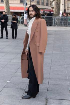 Celebrities at Valentino Fashion Show Jared Leto Photo Call for Le Défilé Valentino Collection Prêt à Porter Automne Hiver 2025 2026 lors de la Fashion Week de Paris PFW , le 9 mars 2025 Olivier Borde Bestimage Celebrities at Valentino Fashion Show Ready to Wear Collection Fall Winter 2025 2026 during Paris Fashion Week, on march 9th 2025 Olivier Borde Bestimage  Copyright: xOLIVIERxBORDEx xBESTIMAGExOLIVIERxBORDEx xBESTIMAGEx