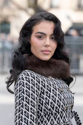 Celebrities at Valentino Fashion Show Georgina Rodríguez Photo Call for Valentino Ready to Wear Collection Fall Winter 2025 2026 during Paris Fashion Week PFW, on march 9th 2025 Olivier Borde Bestimage Celebrities at Valentino Fashion Show Ready to Wear Collection Fall Winter 2025 2026 during Paris Fashion Week, on march 9th 2025 Olivier Borde Bestimage  Copyright: xOLIVIERxBORDEx xBESTIMAGExOLIVIERxBORDEx xBESTIMAGEx