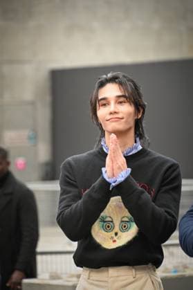 Paris Fashion Week Arrivee people au defile Valentino Arrival of celebrities at Valentino Show Fashion Week, defile Valentino pret a porter femme, Automne Hiver 2025 2026 Jeff Satur 441552 2025 03 09 France  Copyright: xBarbaraxNeymanx xStarfacex STAR_441552_045