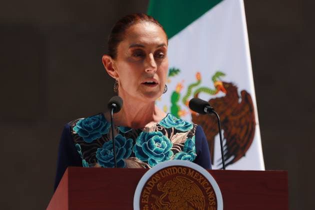 President Claudia Sheinbaum s Briefing Assembly Mexico™s President Claudia Sheinbaum Pardo speaking during the informative assembly about tariffs of U.S President Donald Trump and the sovereignty of the country at main square Zocalo. on March 9, 2025 in Mexico City, Mexico. (Photo by Carlos Santiago Eyepix Group) Copyright: xCarlosxSantiago xEyepixxGroupx CS_09032025_146282