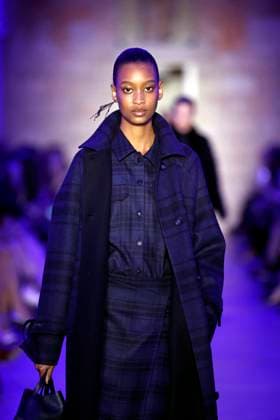 Akris Ready to wear fall winter 2025 26 Paris March 2005 Akris Ready to wear fall winter 2025 26 Paris March 2005, Credit:Zeppelin Avalon  Copyright: xZeppelinx xAvalonx 0974116825