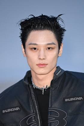 PFW Balenciaga Arrivals Juyeon attending the Balenciaga Womenswear Fall Winter 2025-2026 show as part of Paris Fashion Week in Paris, France on March 09, 2025. Photo by Aurore Marechal ABACAPRESS.COM Paris France  Copyright: xMarechalxAurore ABACAx