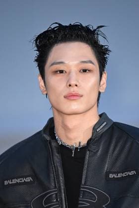 PFW Balenciaga Arrivals Juyeon attending the Balenciaga Womenswear Fall Winter 2025-2026 show as part of Paris Fashion Week in Paris, France on March 09, 2025. Photo by Aurore Marechal ABACAPRESS.COM Paris France  Copyright: xMarechalxAurore ABACAx