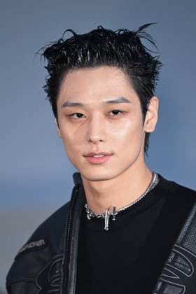 PFW Balenciaga Arrivals Juyeon attending the Balenciaga Womenswear Fall Winter 2025-2026 show as part of Paris Fashion Week in Paris, France on March 09, 2025. Photo by Aurore Marechal ABACAPRESS.COM Paris France  Copyright: xMarechalxAurore ABACAx
