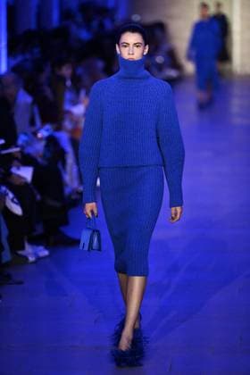 PFW Akris Runway A model walks the runway during the Akris Womenswear Fall Winter 2025-2026 show as part of Paris Fashion Week in Paris, France on March 09, 2025. Photo by Aurore Marechal ABACAPRESS.COM Paris France  Copyright: xMarechalxAurore ABACAx