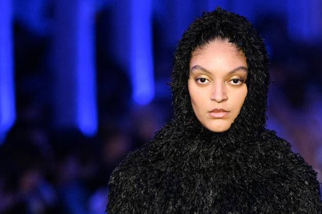 PFW Akris Runway A model walks the runway during the Akris Womenswear Fall Winter 2025-2026 show as part of Paris Fashion Week in Paris, France on March 09, 2025. Photo by Aurore Marechal ABACAPRESS.COM Paris France  Copyright: xMarechalxAurore ABACAx